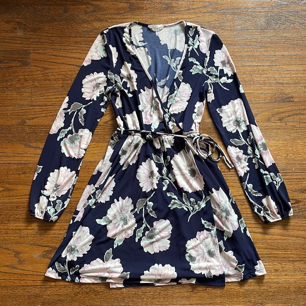 Altar’d State Navy and Pale Pink Floral Wrap Style Dress